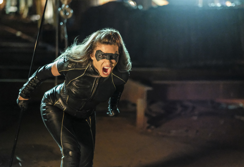 Illustration for article titled Avengers 4 Set Pictures Reveal a Radical New Look for Hawkeye